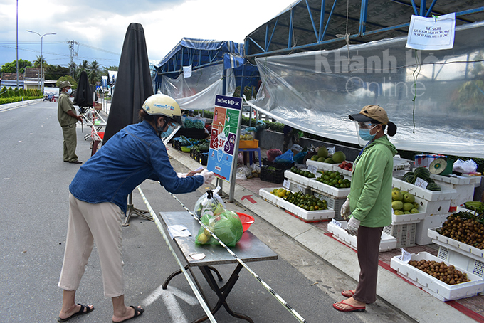 Mô hình “đưa chợ về tổ dân phố”, Nha Trang đã triển khai mô hình tương tự